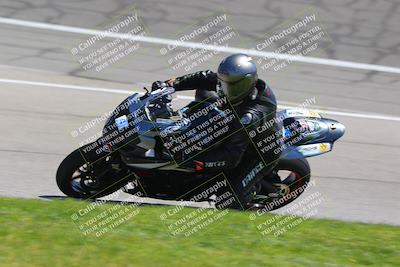media/Apr-23-2022-Fastrack Riders (Sat) [[cb2d6ae73d]]/LEVEL 3/1115AM TURN 3 AND 4/